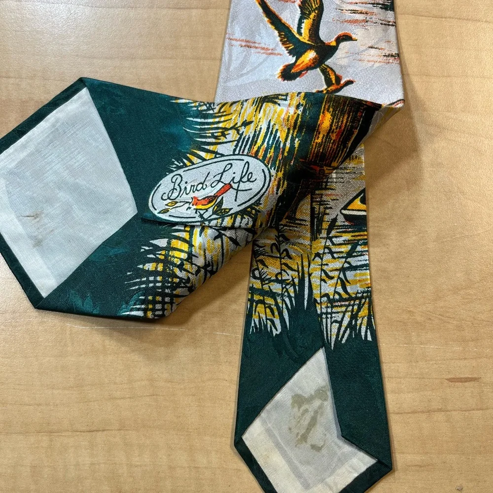 VTG Men's Bird Duck Lake Boat Nature Novelty Print Necktie Bird Life